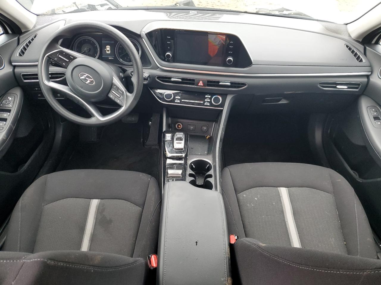 2022 Hyundai Sonata - Image 8