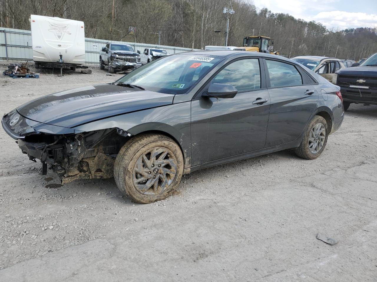 2024 Hyundai Elantra Blue for Sale in Hurricane, WV - Front End