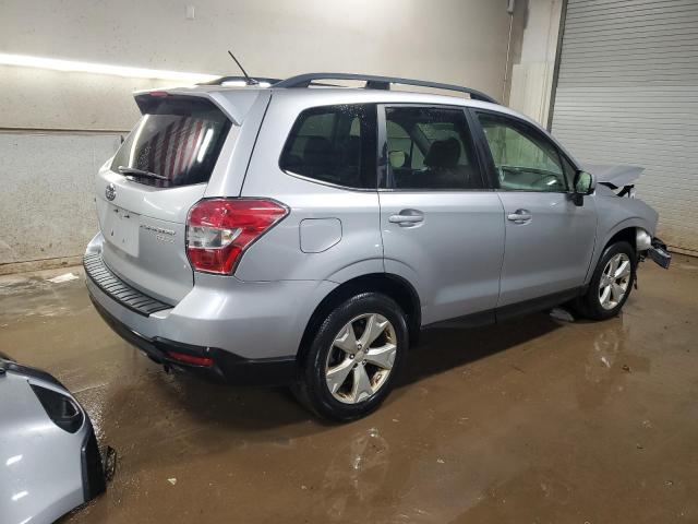  SUBARU FORESTER 2015 Srebrny