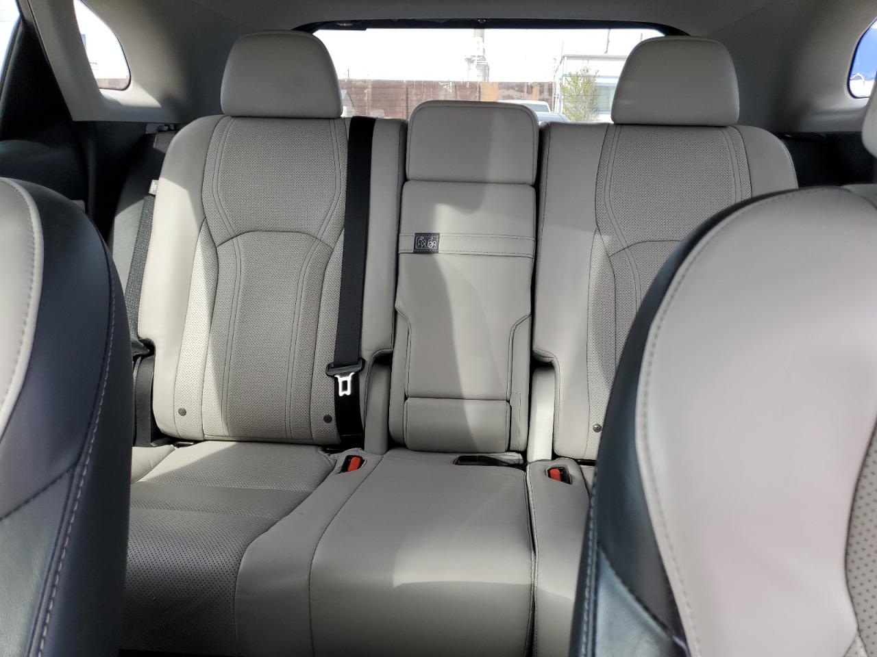 2019 Lexus RX - Image 10
