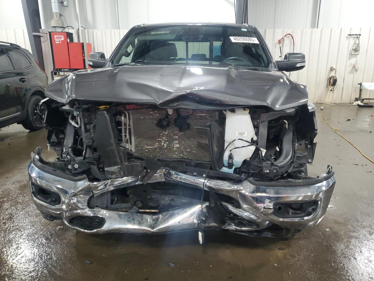 2022 RAM 1500 - Image 5