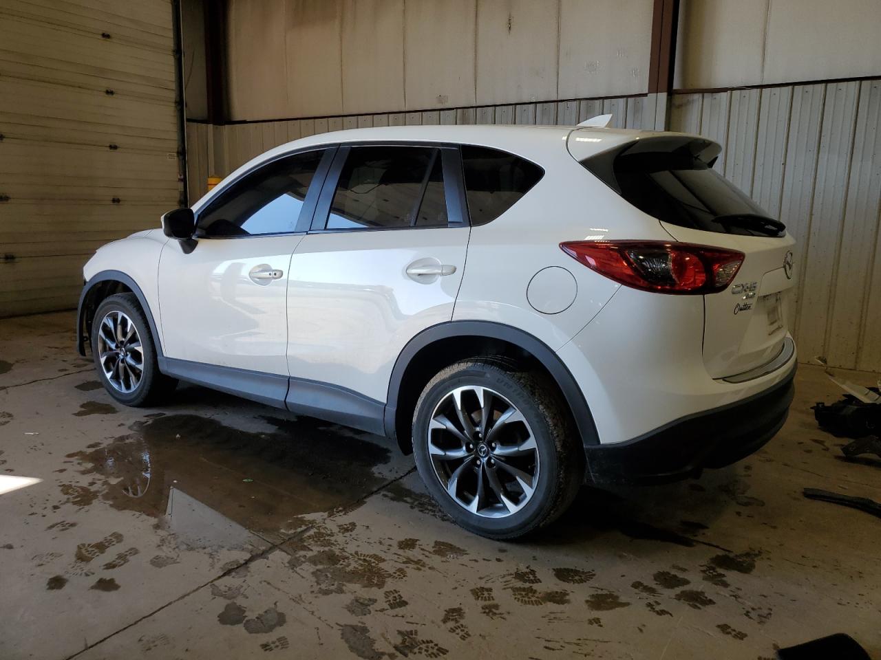 2016 Mazda CX-5 - Image 2