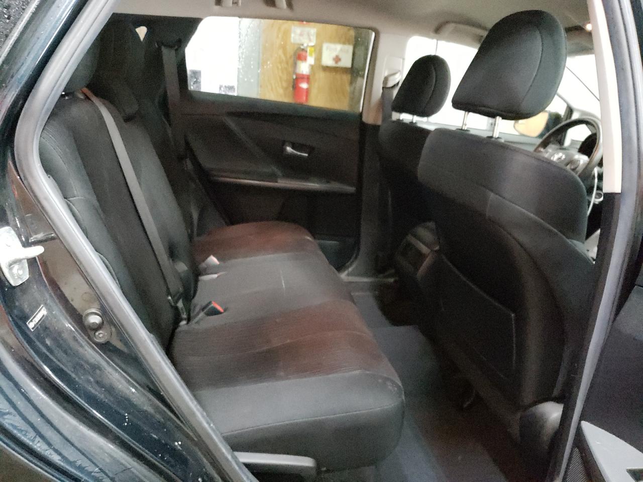 2013 Toyota Venza - Image 11