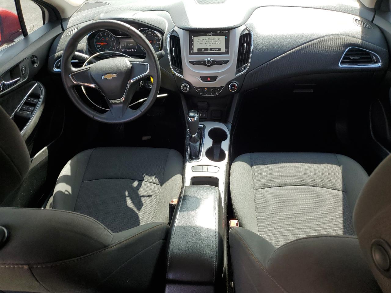 2017 Chevrolet Cruze - Image 8