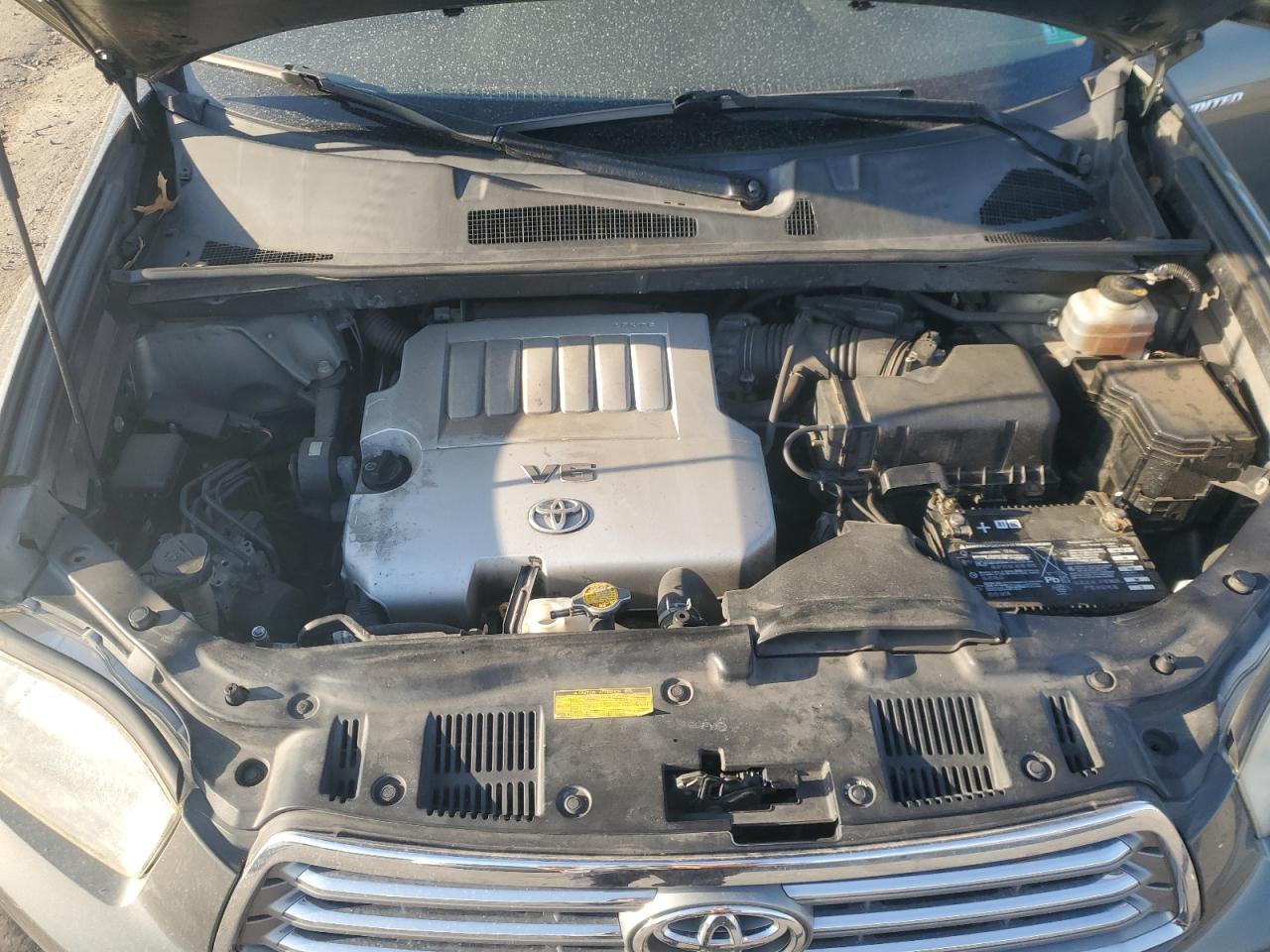 2009 Toyota Highlander - Image 12