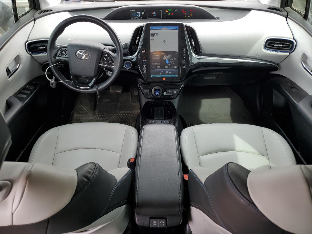 2021 Toyota Prius - Image 8