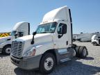 2016 Freightliner Cascadia 125 Semi Truck იყიდება Apopka-ში, FL - Mechanical