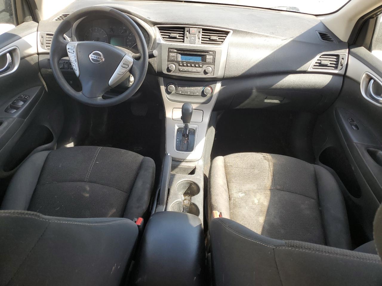 2015 Nissan Sentra - Image 8