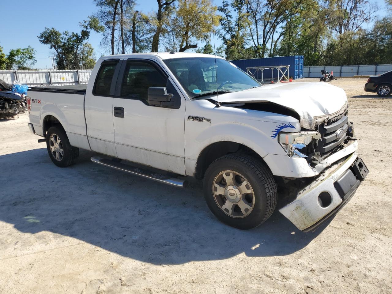 2010 Ford F-150 - Image 4