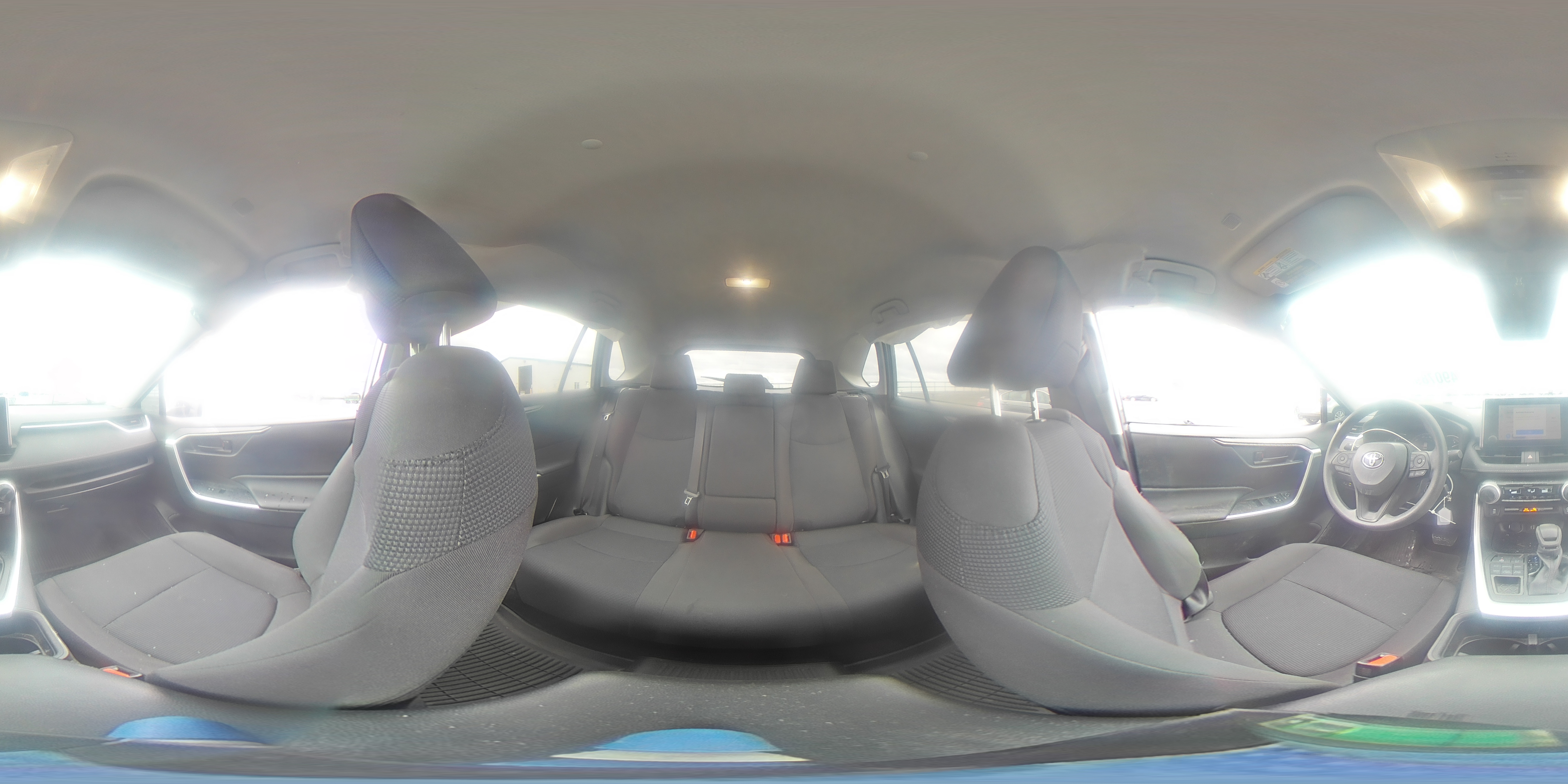 2024 Toyota RAV 4 - Image 13