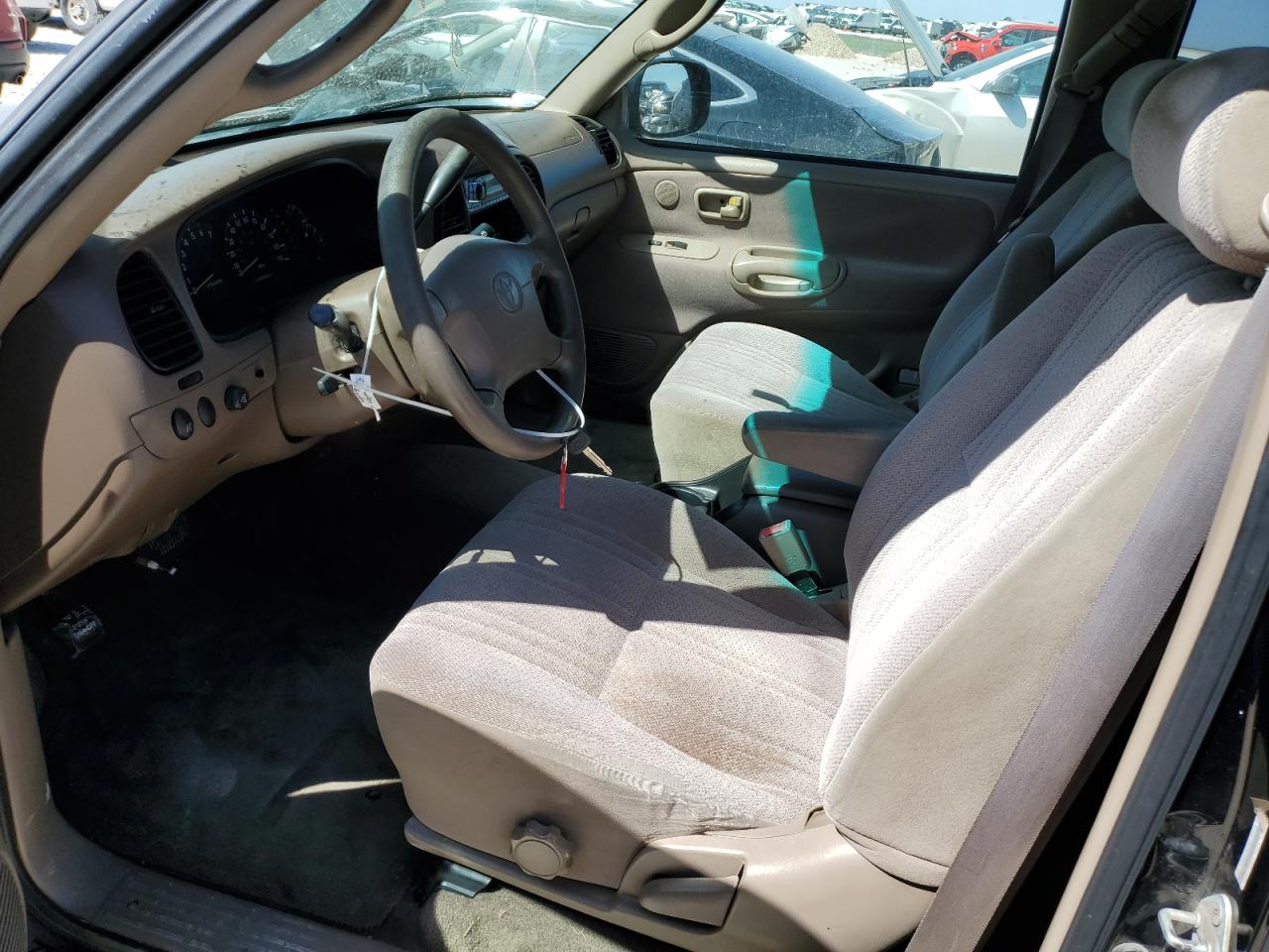 2000 Toyota Tundra - Image 7