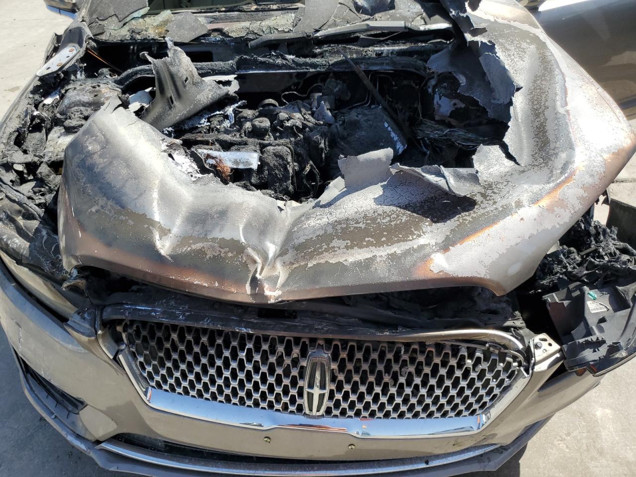 2019 Lincoln Mkz VIN: 3LN6L5A98KR631346 Lot: 49717185