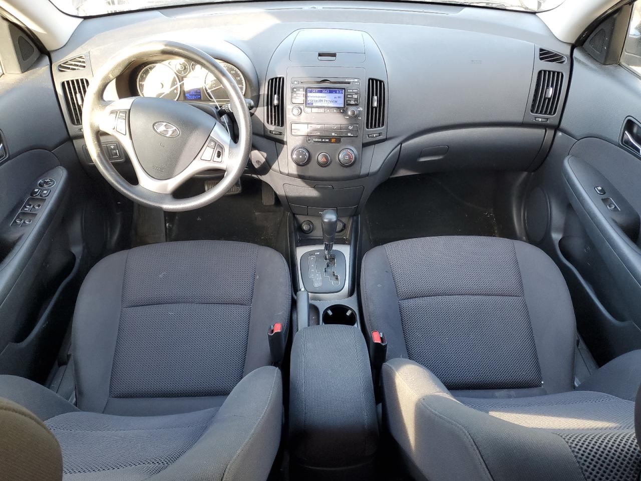 2012 Hyundai Elantra - Image 8