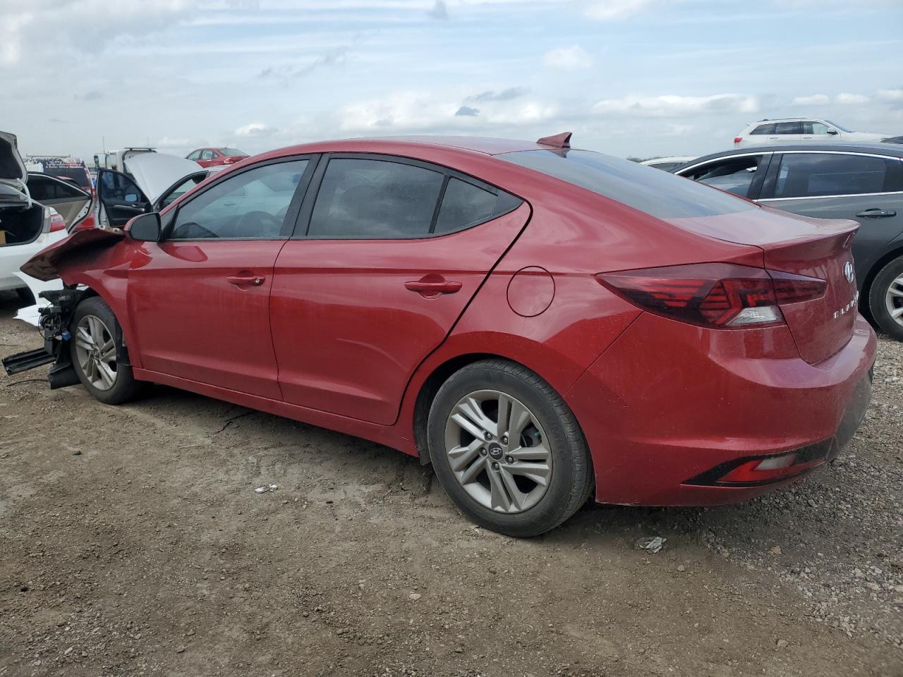 2020 Hyundai Elantra - Image 2