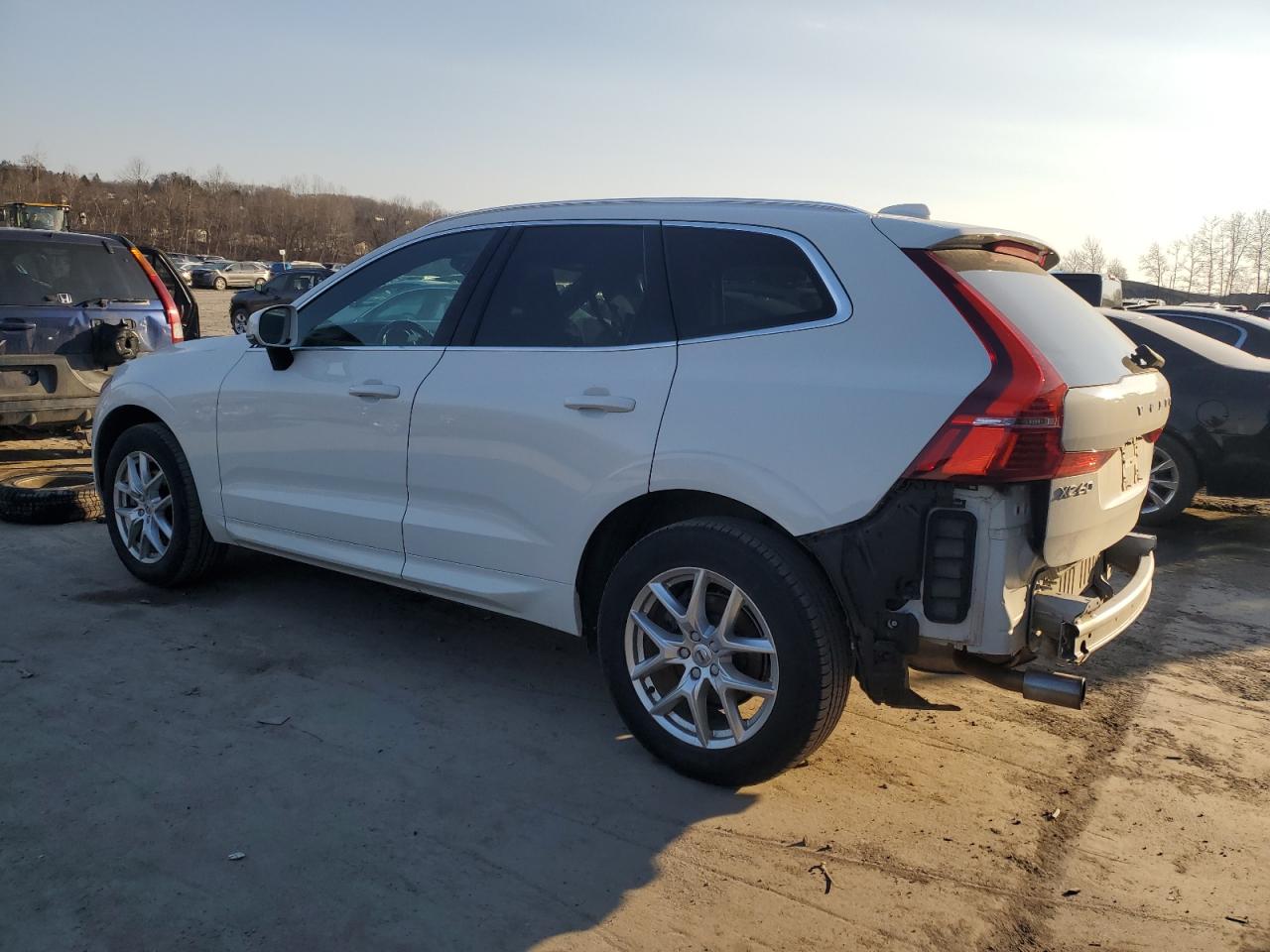 2020 Volvo XC60 - Image 2