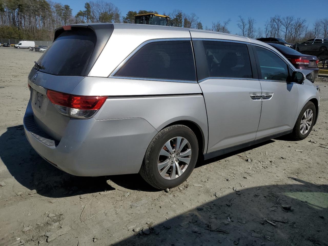 2015 Honda Odyssey - Image 3