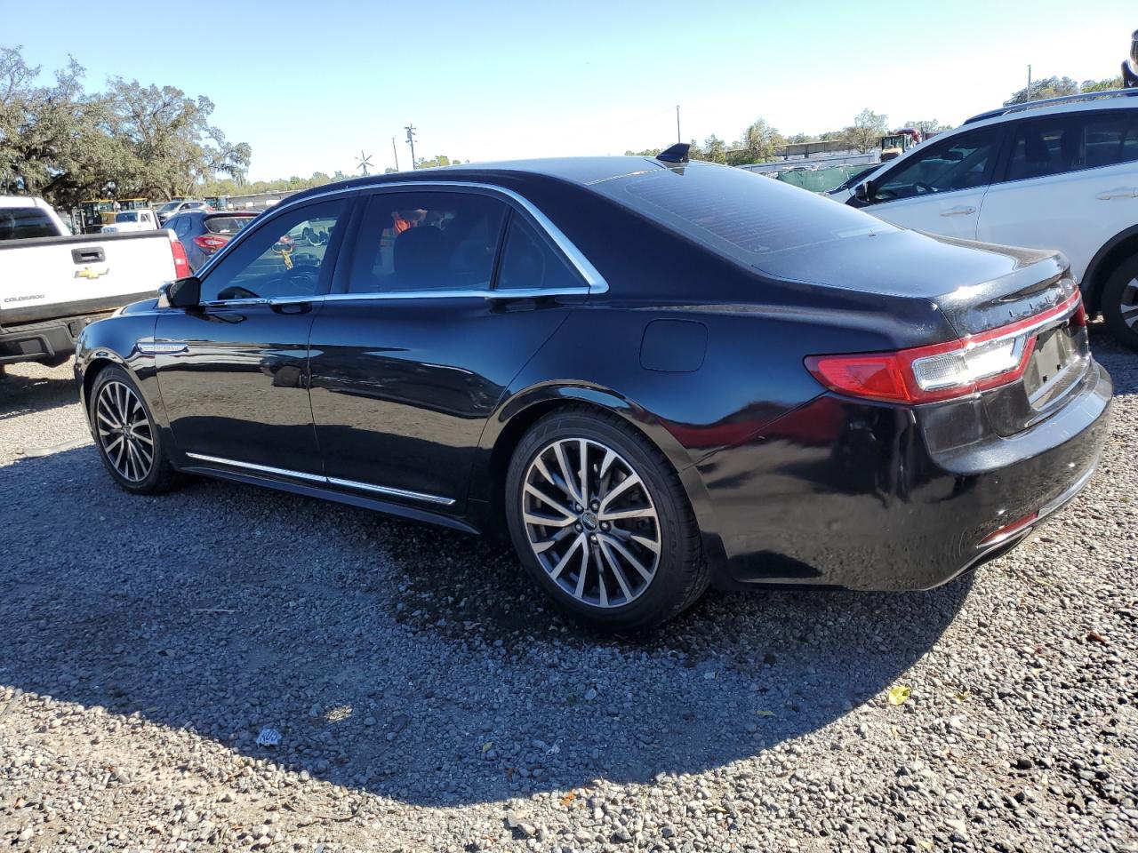 2019 Lincoln Continental - Image 2