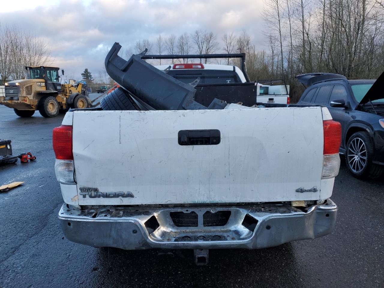 2013 Toyota Tundra - Image 6