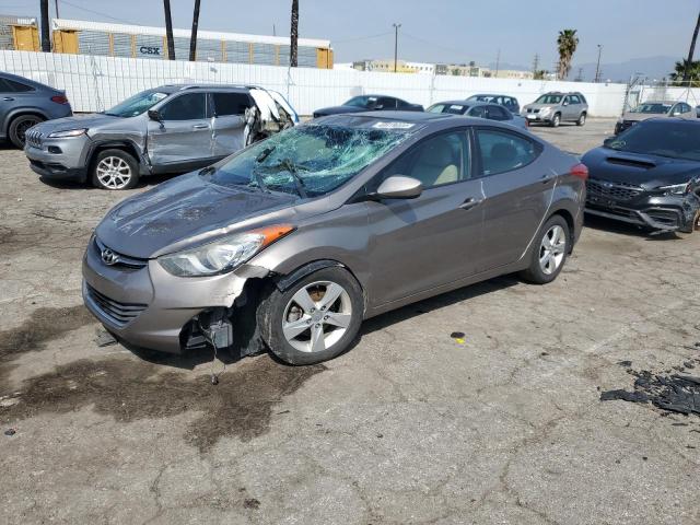  HYUNDAI ELANTRA 2013 Золотой