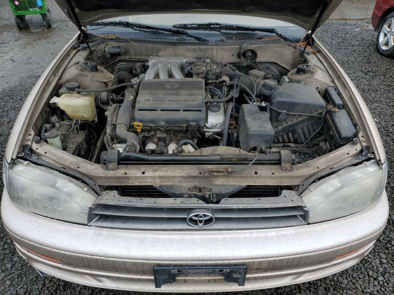 1994 Toyota Camry - Image 11