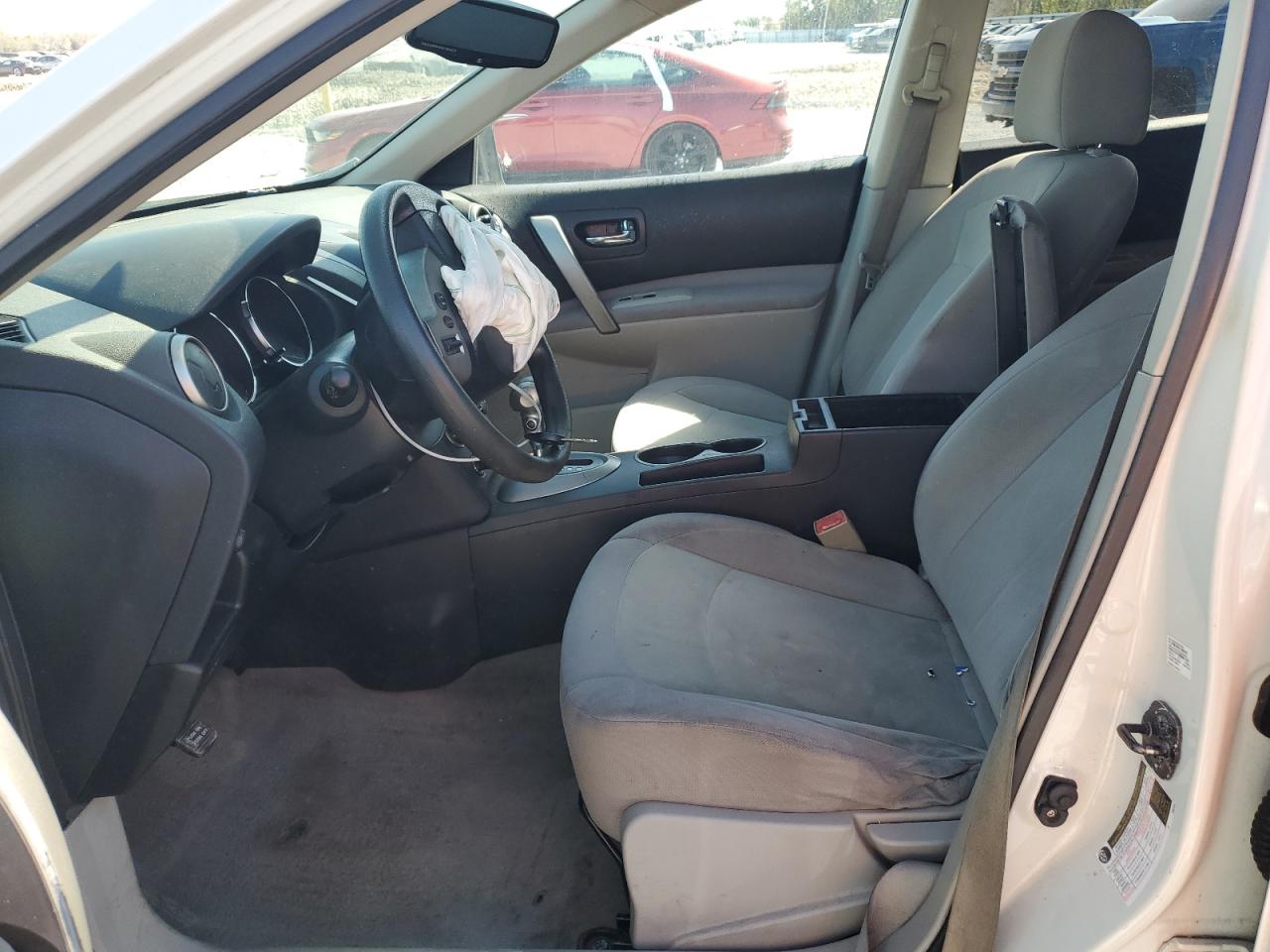 2010 Nissan Rogue - Image 7