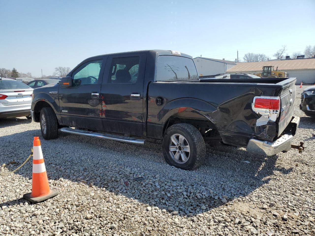 2014 Ford F-150 - Image 2
