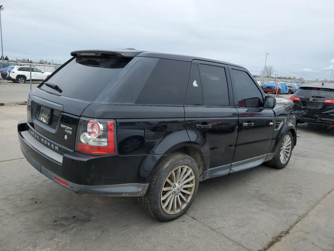 2011 Land Rover Range Rover - Image 3