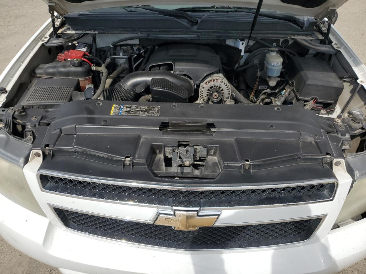 2010 Chevrolet Tahoe - Image 12