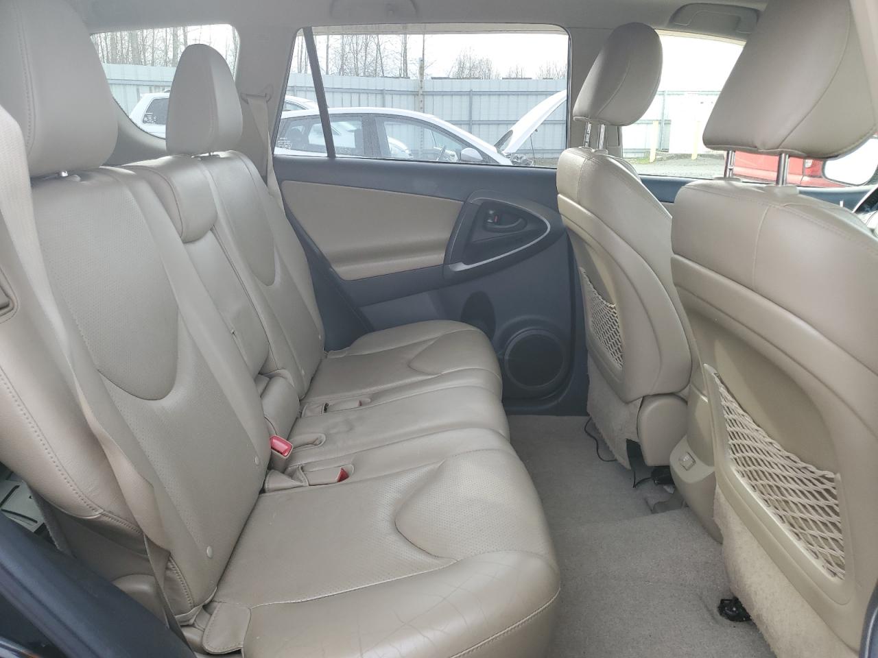 2012 Toyota RAV 4 - Image 11