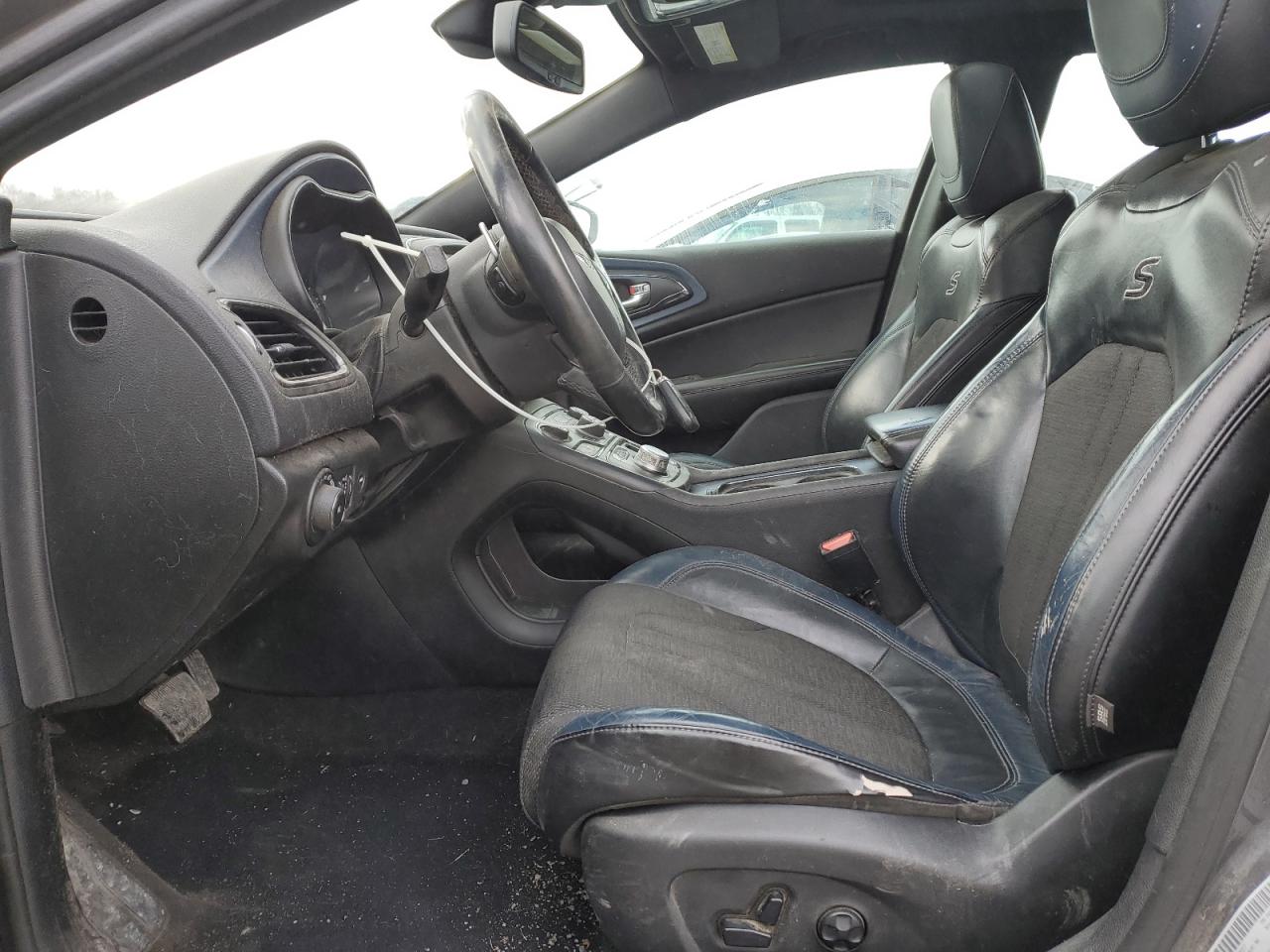 2015 Chrysler 200 - Image 7