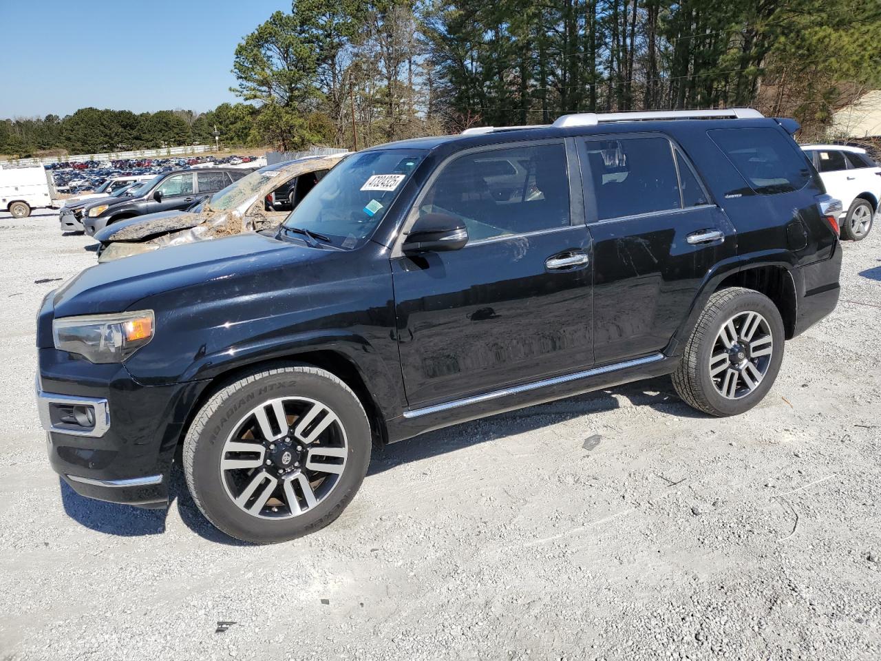 Fairburn, GA에서 판매 중인 2014 Toyota 4Runner Sr5 - Minor Dent/Scratches