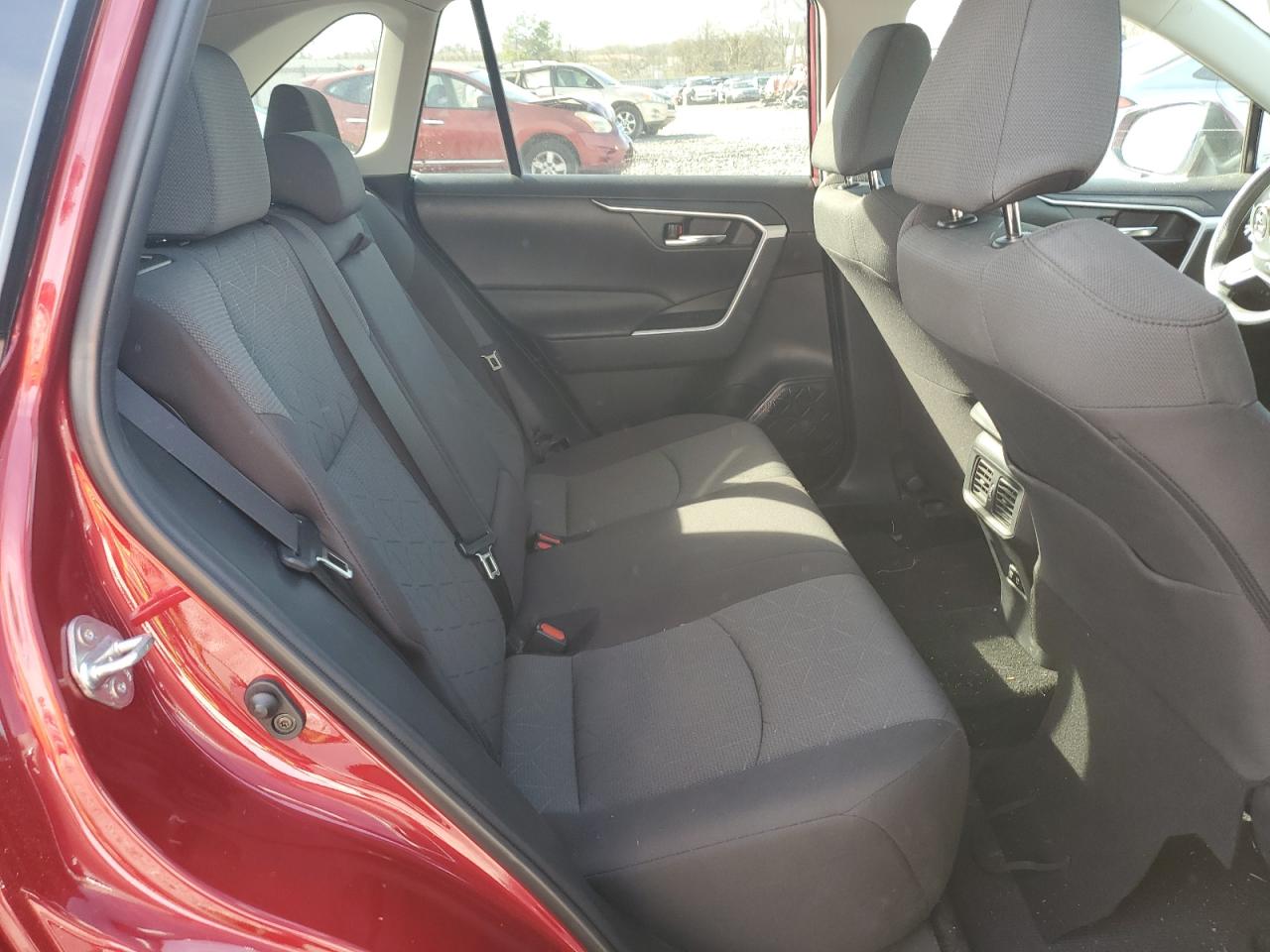 2t3w1rfv0mw175011 2T3W1RFV0MW175011 2021 Toyota Rav4 Xle