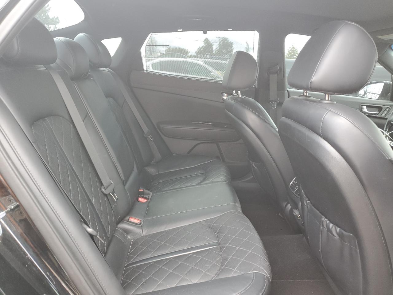 2016 Kia Optima - Image 10