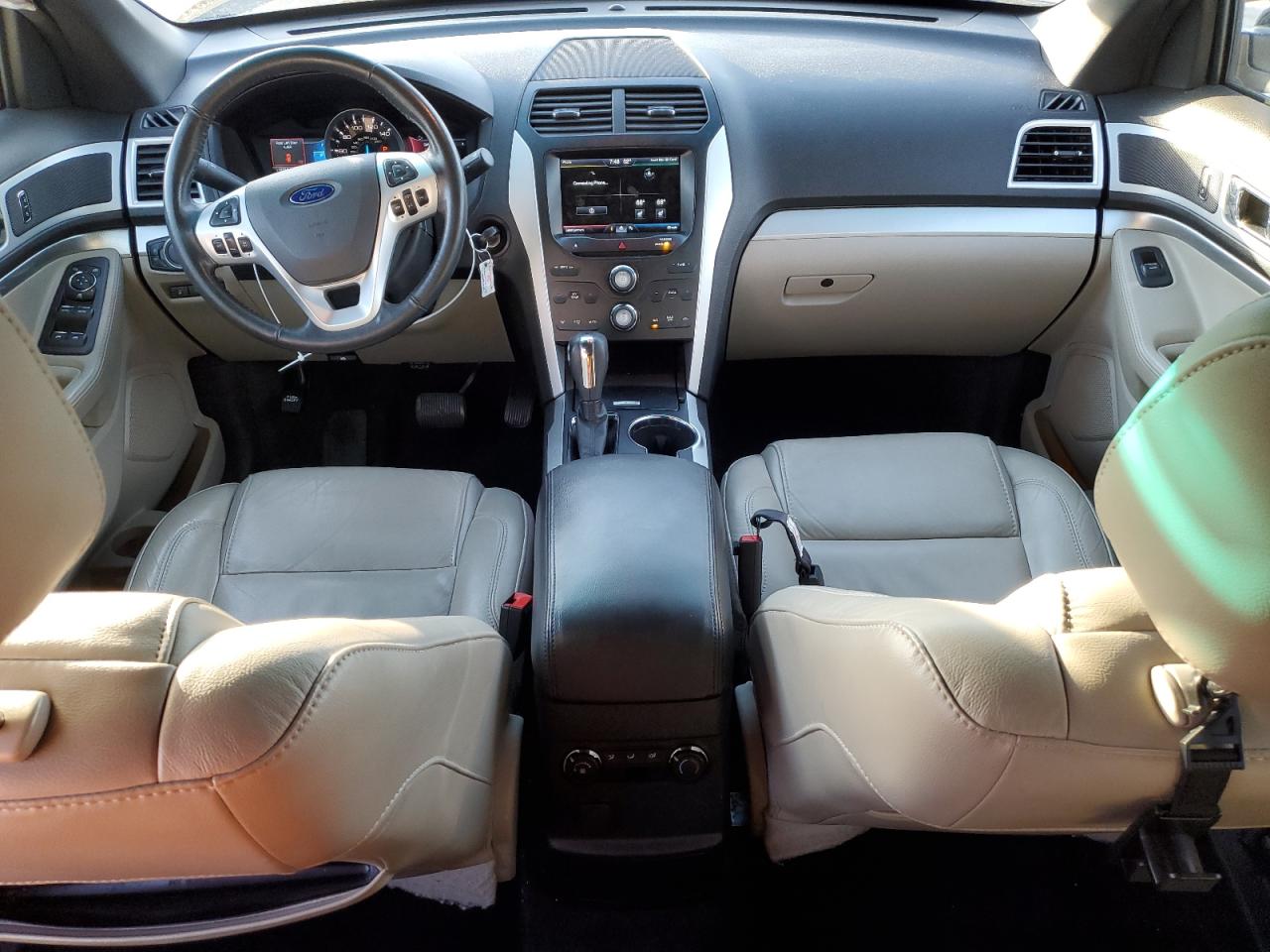 2014 Ford Explorer - Image 8