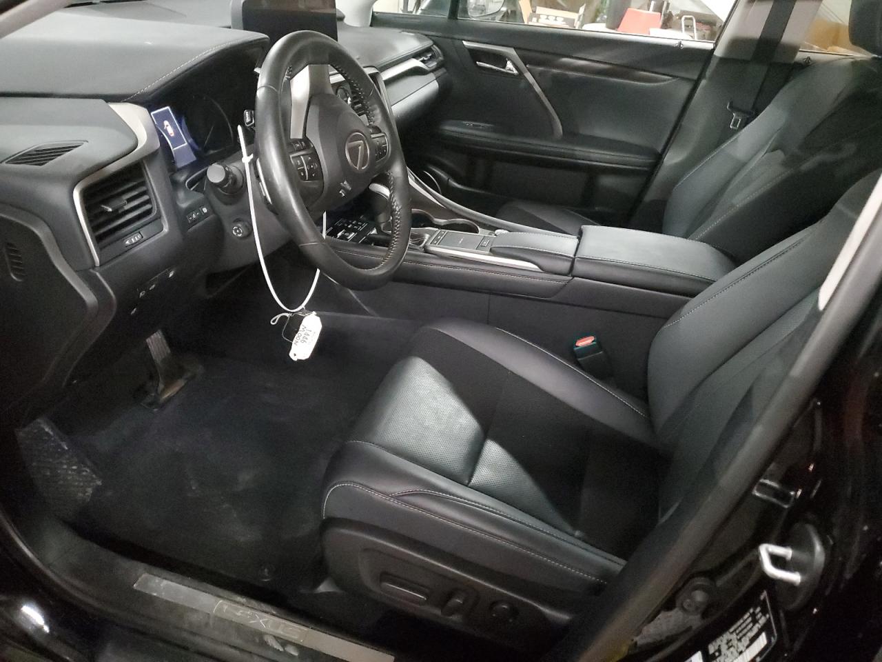 2021 Lexus RX - Image 7