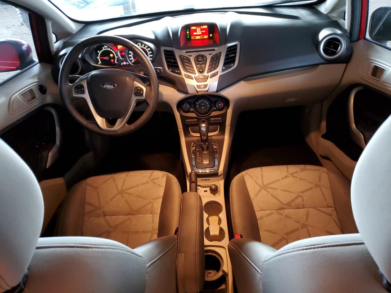 2013 Ford Fiesta - Image 8
