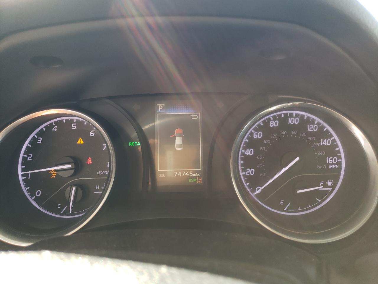 2018 Toyota Camry - Image 9