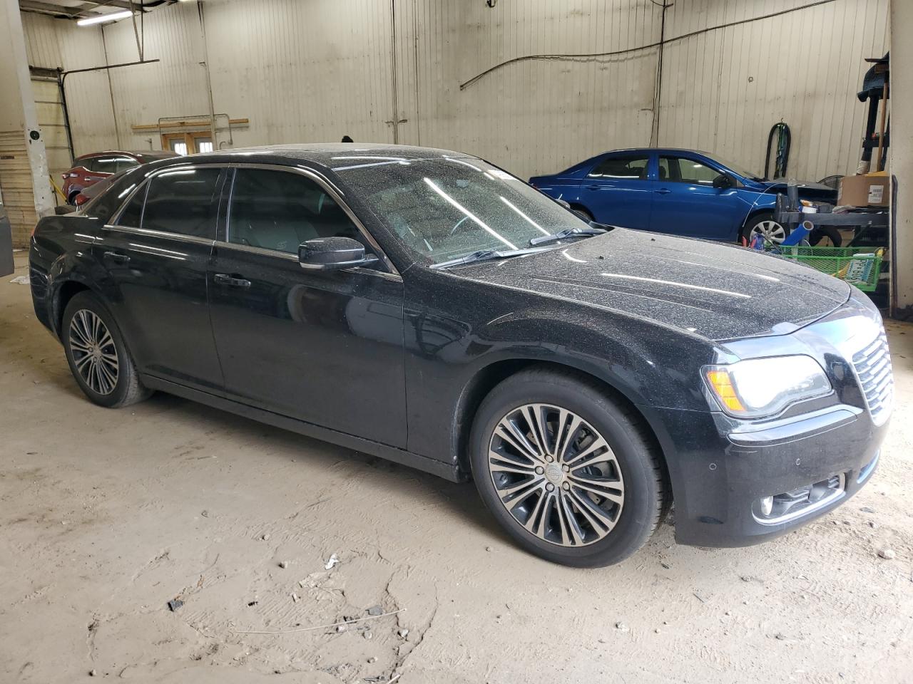 2012 Chrysler 300 - Image 4