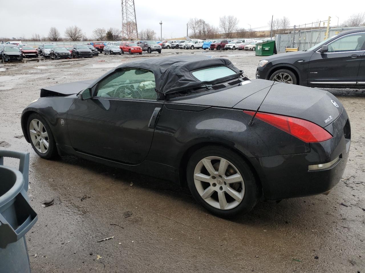 2004 Nissan 350Z - Image 2