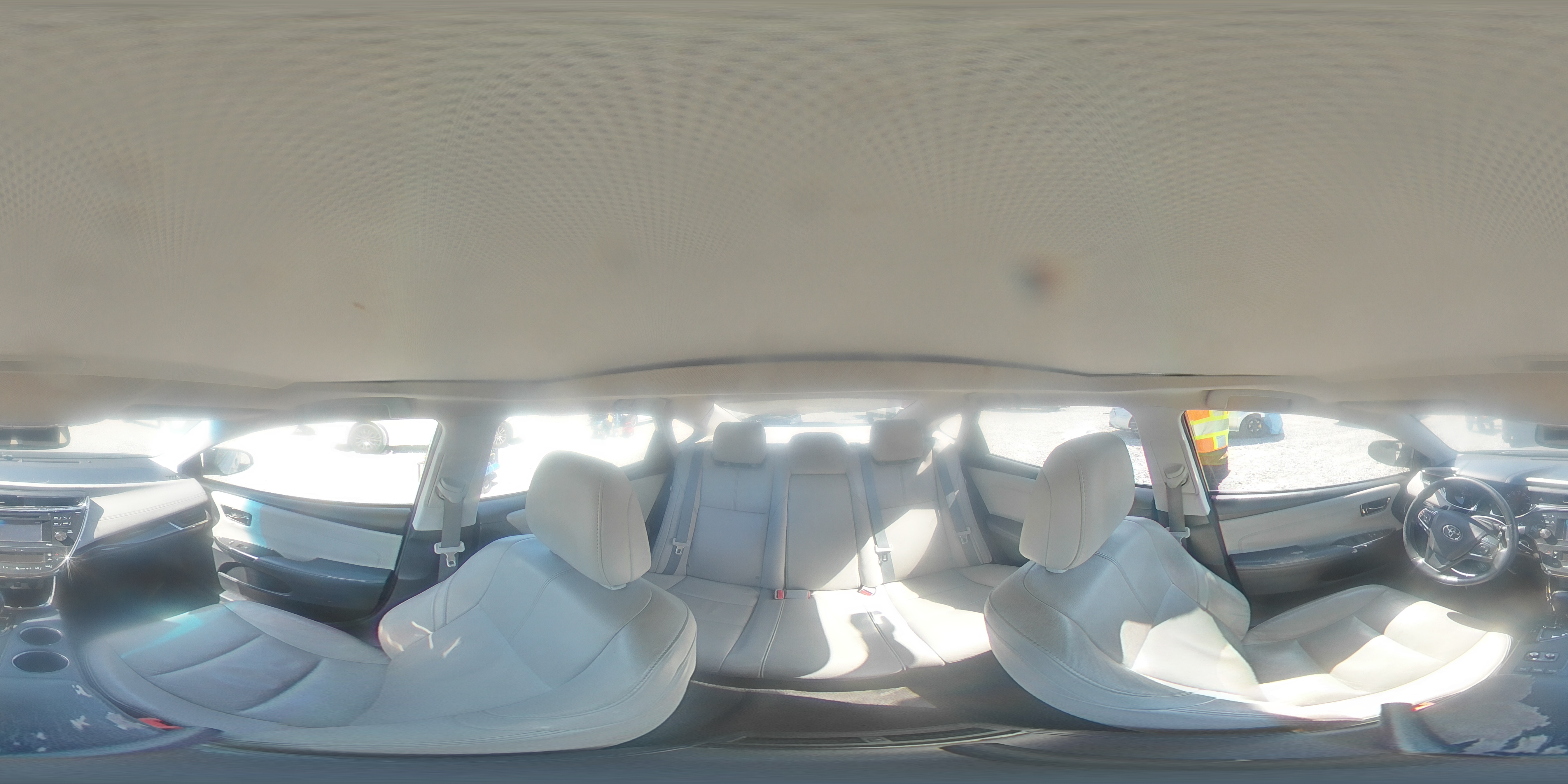 2014 Toyota Avalon - Image 13