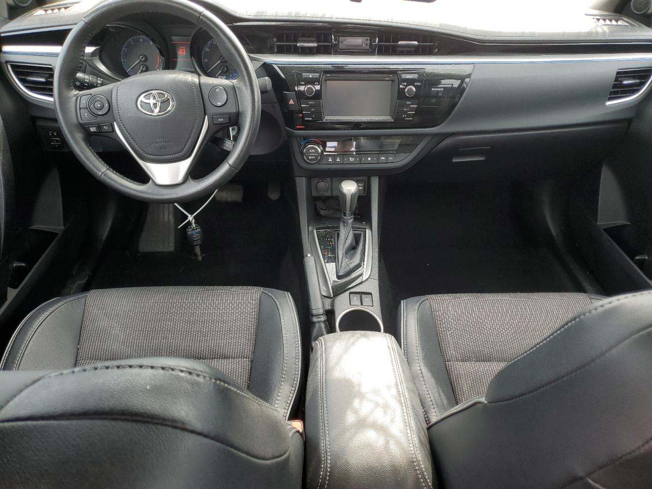 2015 Toyota Corolla - Image 8