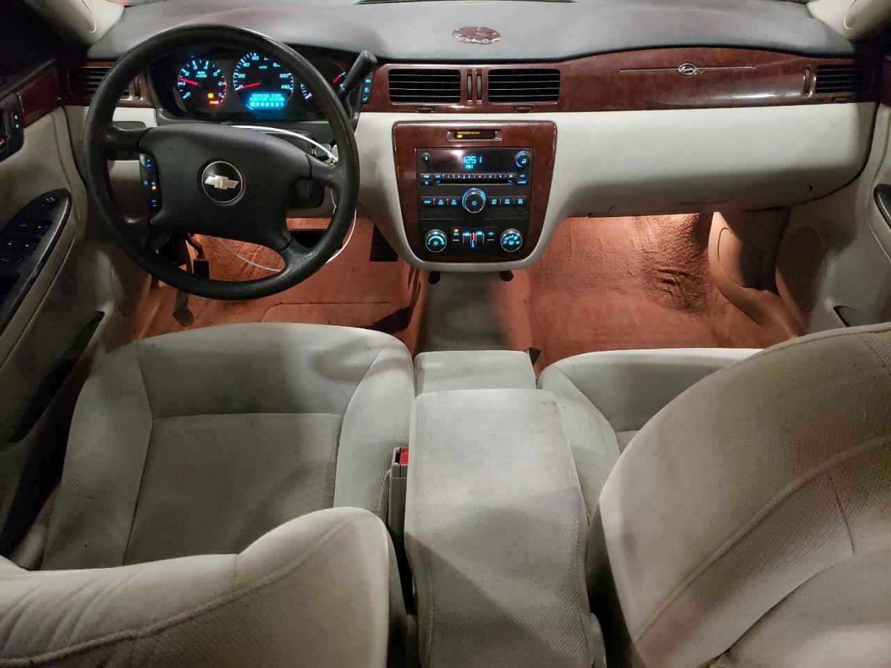 2008 Chevrolet Impala - Image 8