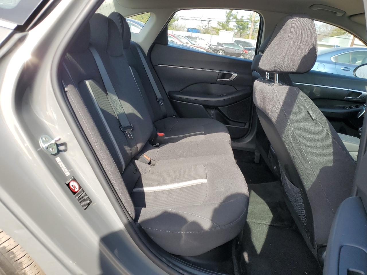 2021 Hyundai Sonata - Image 11