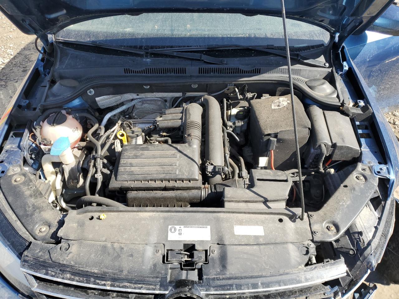 2017 Volkswagen Jetta - Image 11