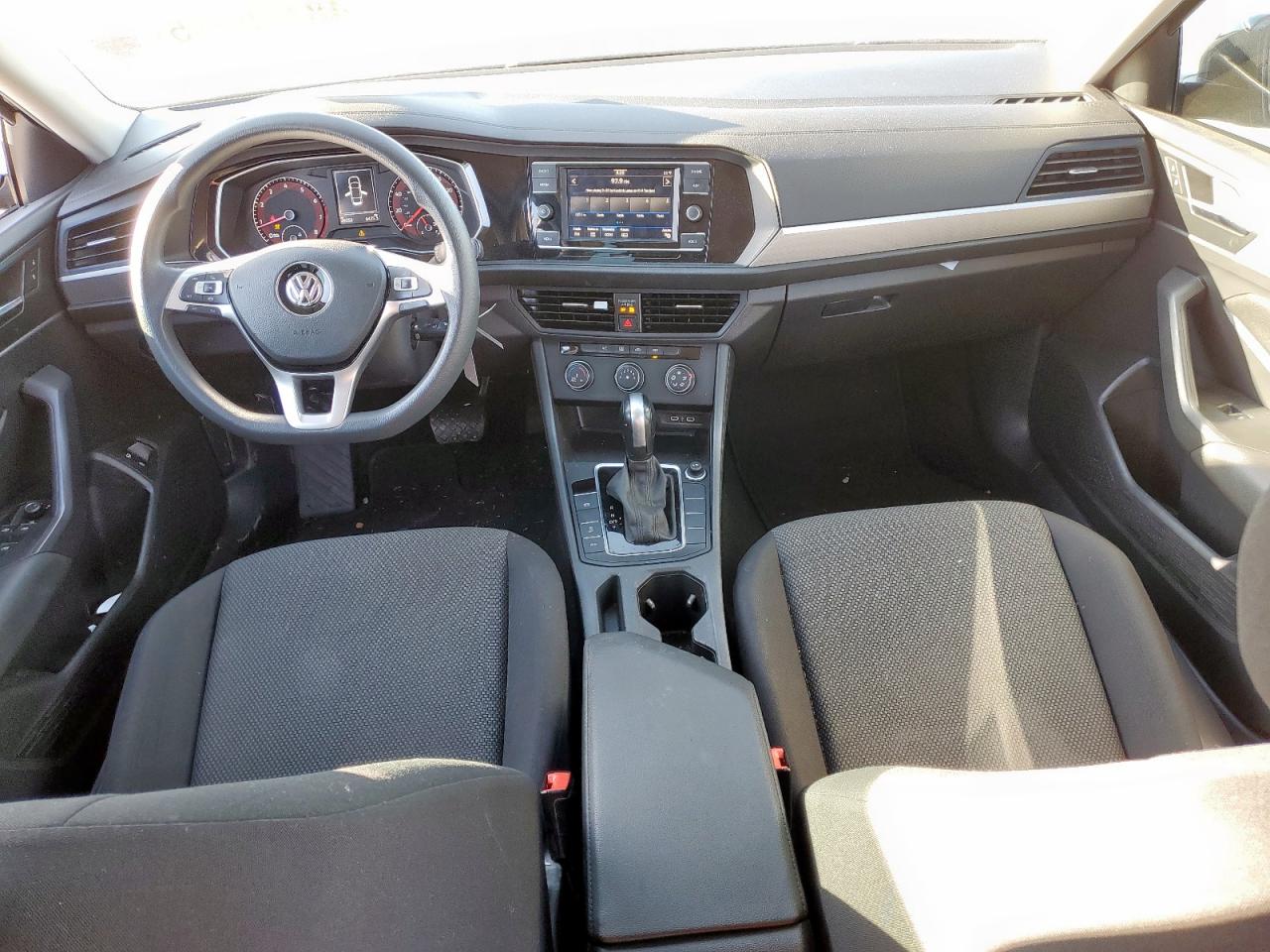 2021 Volkswagen Jetta - Image 8