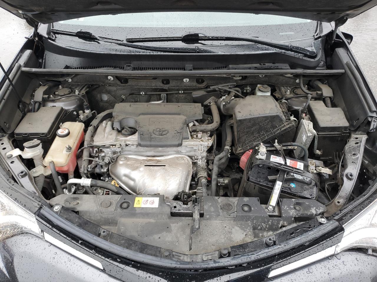 2018 Toyota RAV 4 - Image 12