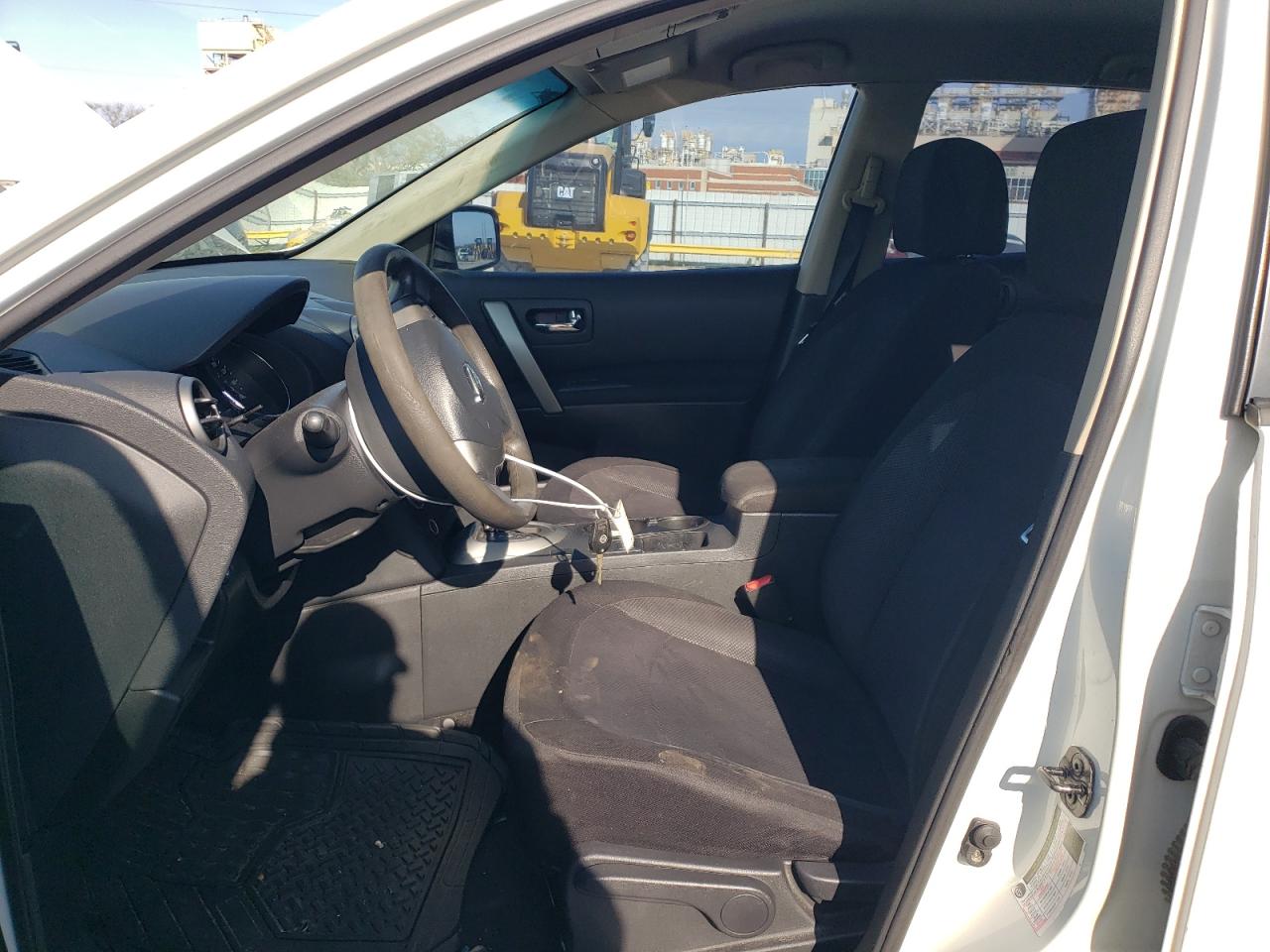 2013 Nissan Rogue - Image 7