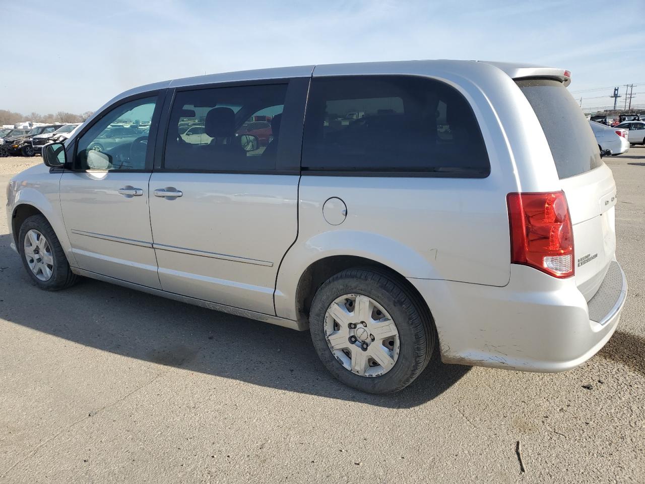 2012 Dodge Caravan - Image 2