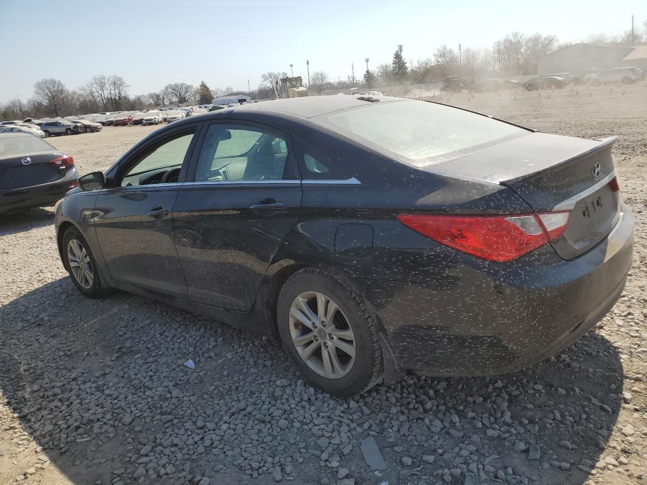 2013 Hyundai Sonata - Image 2