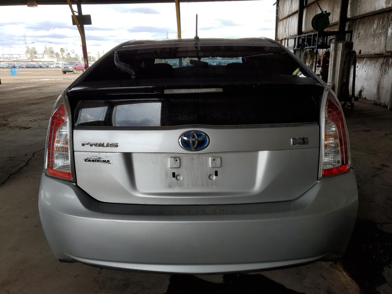 2013 Toyota Prius - Image 6